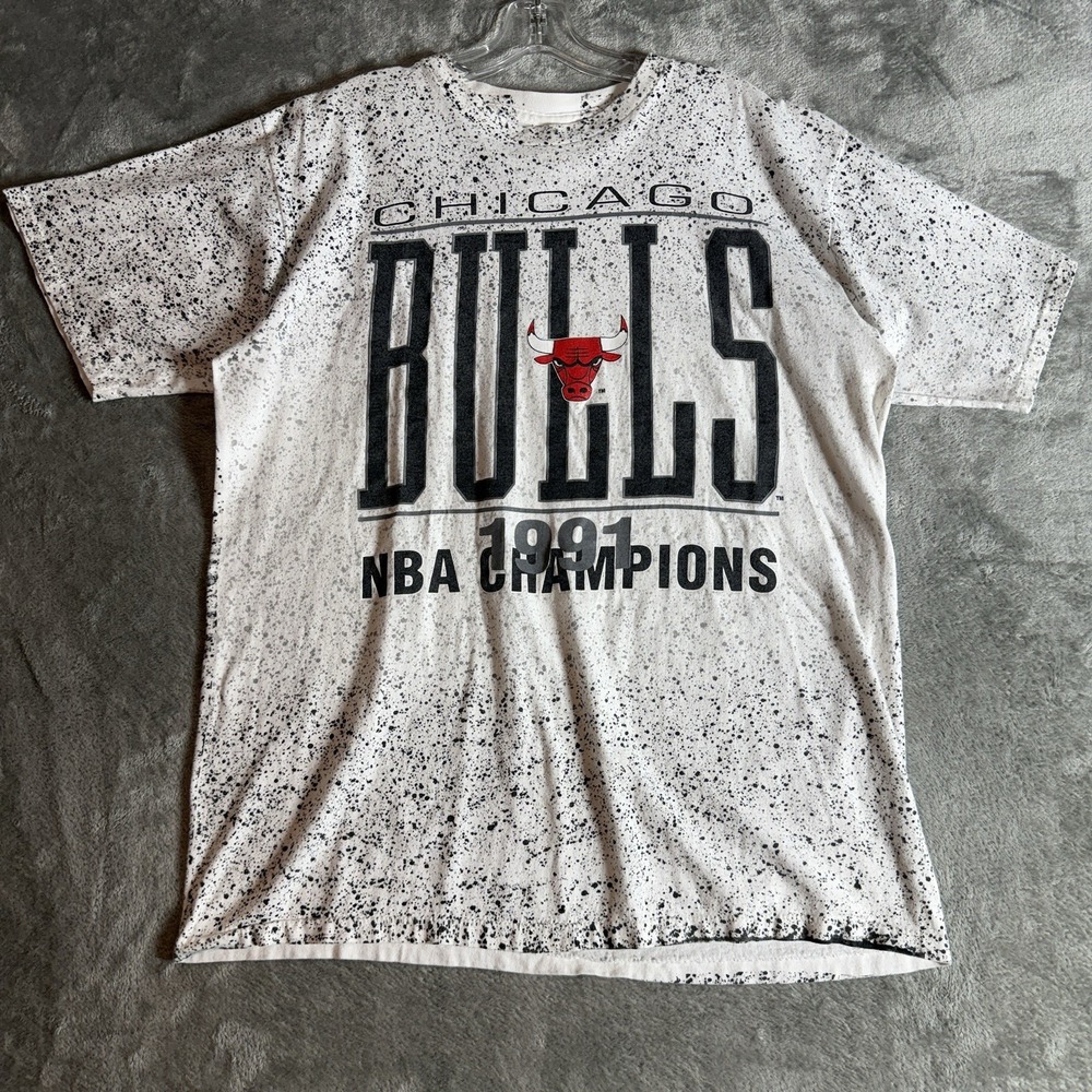 Vintage 1991 Chicago Bulls T-Shirt XL NBA Champions Splatter Print Jostens USA
